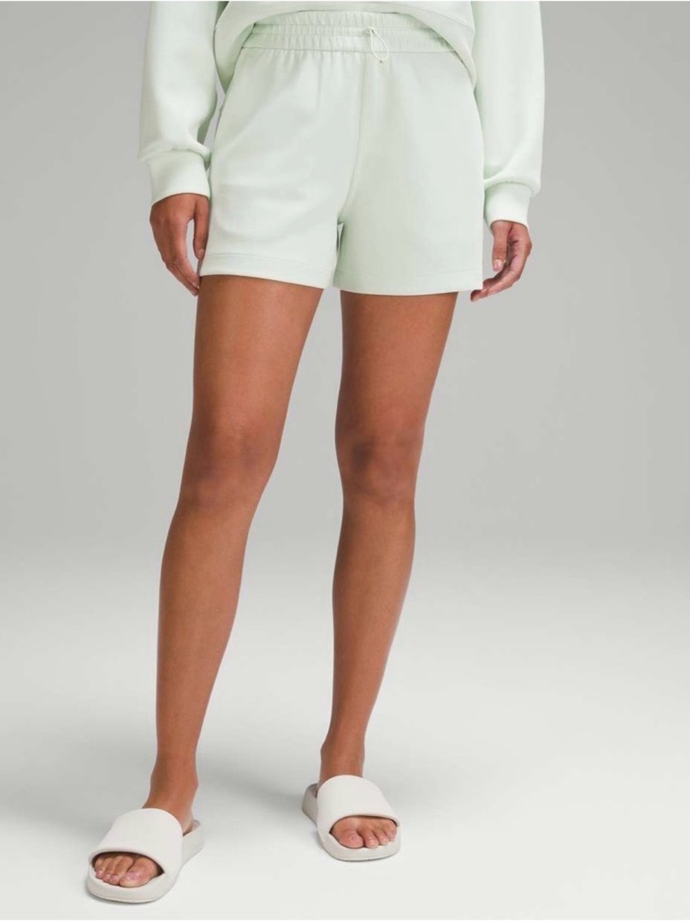 Lululemon Softstreme High-Rise Short 4" - Picture 3 of 6